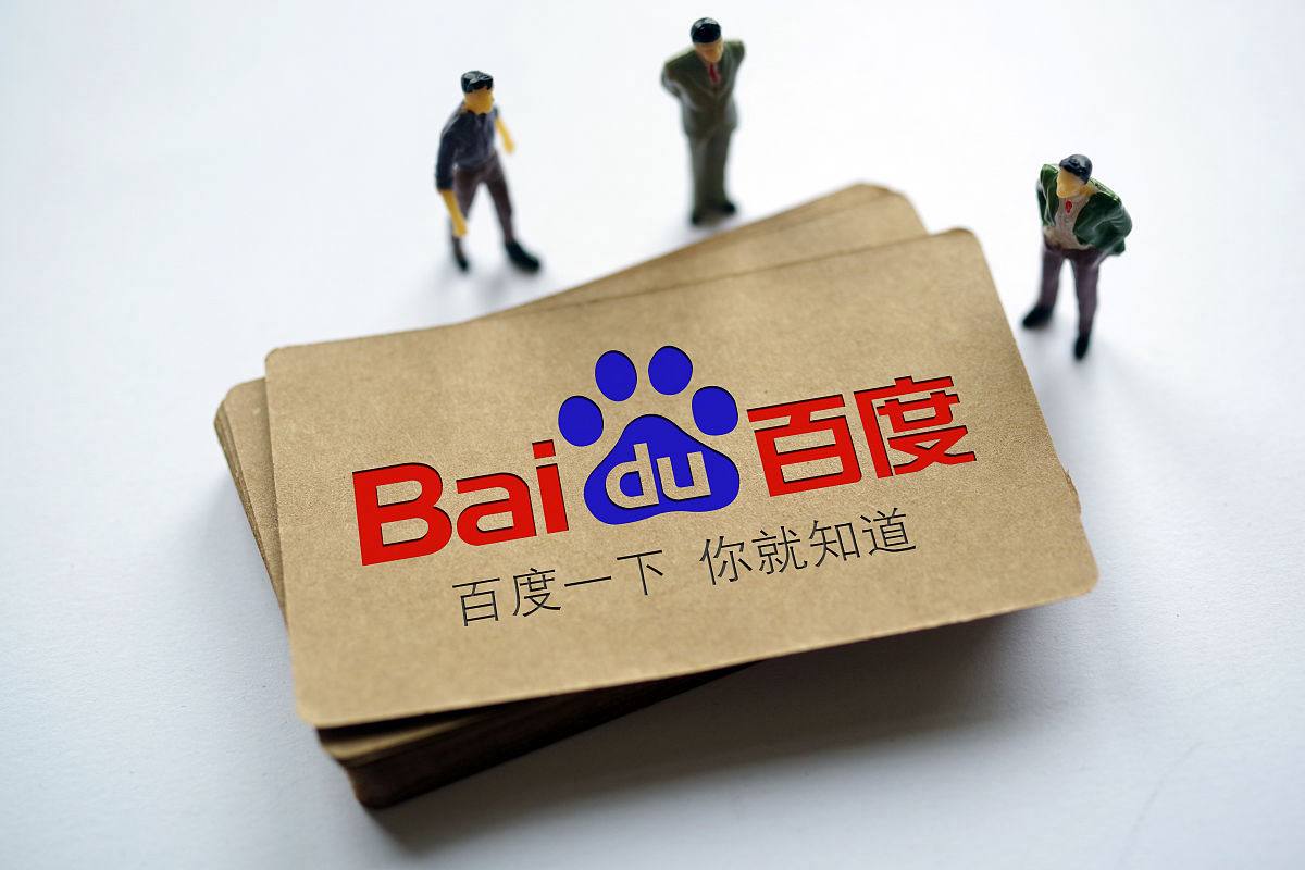 小酒窝和爸爸妈妈关系都很好